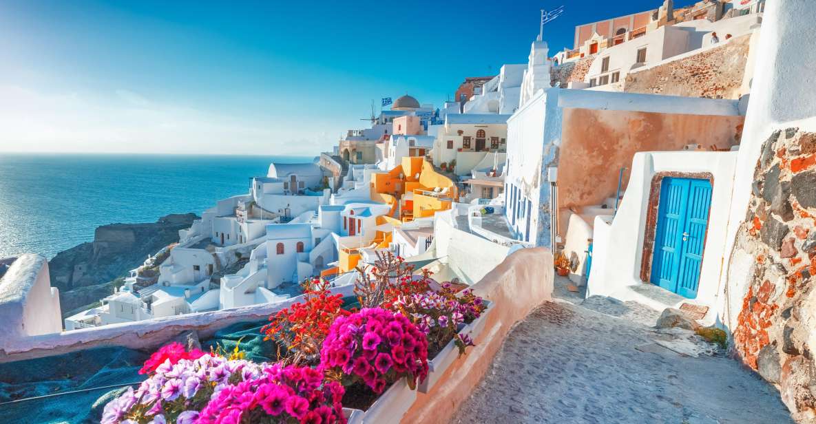 1-Day Boat Trip: Santorini Volcano, Thirassia & Oia Sunset - Getting from your hotel to Athinios and onto the King Thira boat