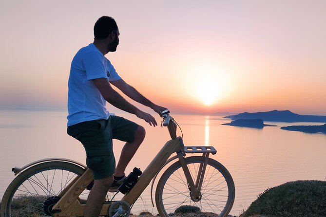 2-hour Private Wooden E-Bike Tour in Emporio Castle, Santorini - Wooden e-bikes and the route: comfort, speed, and that busy-road moment