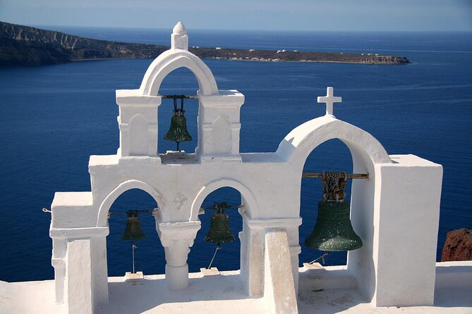 3 Hours Private Santorini Tour - Photo strategy: how to get the classic shots without acting like a robot