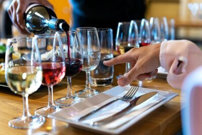 4.5 Hours Through the Grapevine Private Wine Tour - Three Wineries and a Sommelier: How the Tastings Work