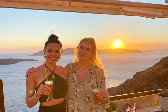 4-Hour Private Custom Santorini Tour - Oia in about an hour: blue domes, clifftop cafés, and endless photo angles