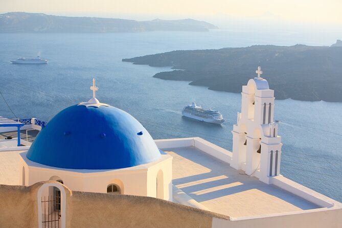 4 hrs PRIVATE island tour and photos, Oia and Blue domes - Imerovigli: caldera views from the highest vantage points