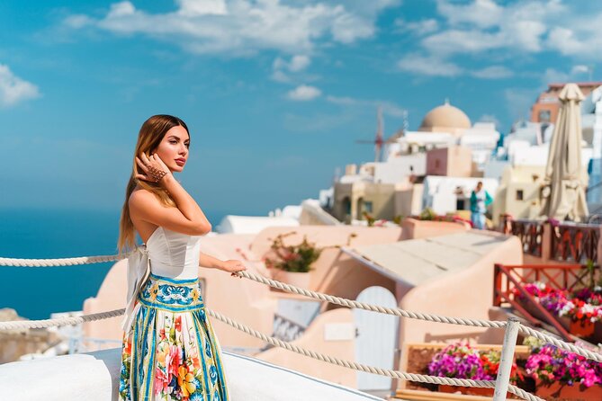 5-hour Private Guided Tour of Santorini - Perivolos black-sand beach: where the day becomes a real break