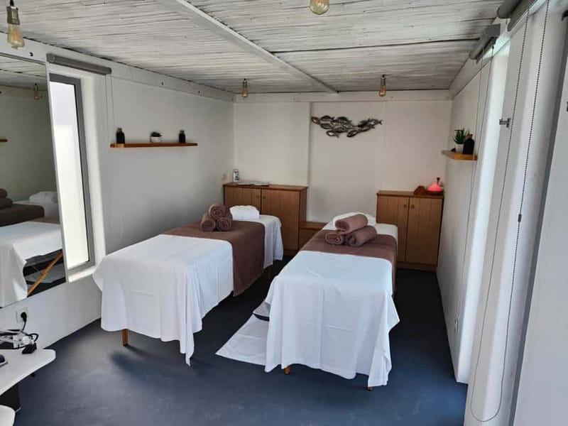 Akrotiri: Aromatherapy Couples Massage - After the massage: bottled water and how to make it count
