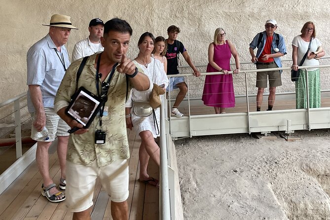 Akrotiri Private Guided Tour with an Archaeologist - Entrance ticket planning: the one extra cost