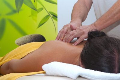 Akrotiri: Singles' Aromatherapy Massages - Getting into the groove: timing and what your 1–1.5 hours includes