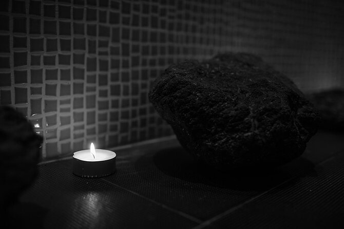 Akrotiri: Singles' Aromatherapy Massages - Essential oils and how they fit the bigger picture