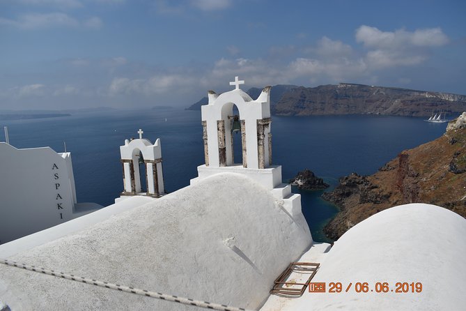 All of Santorini in 6 hours (private) - Santo Wines: a tasting stop built around the view