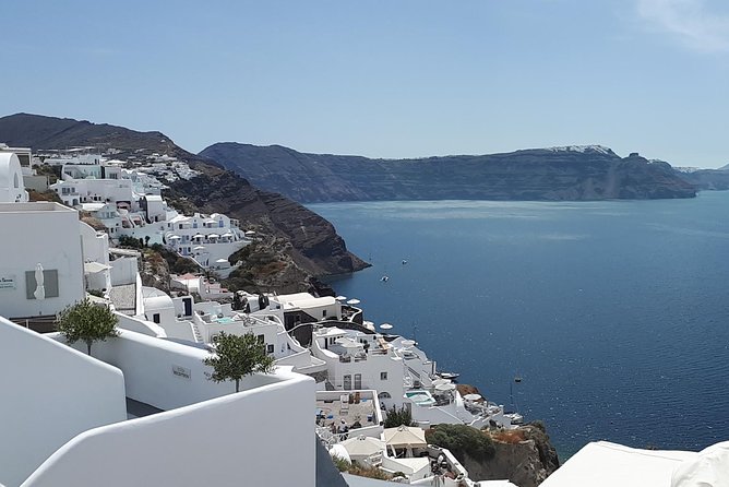 Amazing sightseeing in Santorini - A Smart Way to See Santorini Without Burning a Full Day