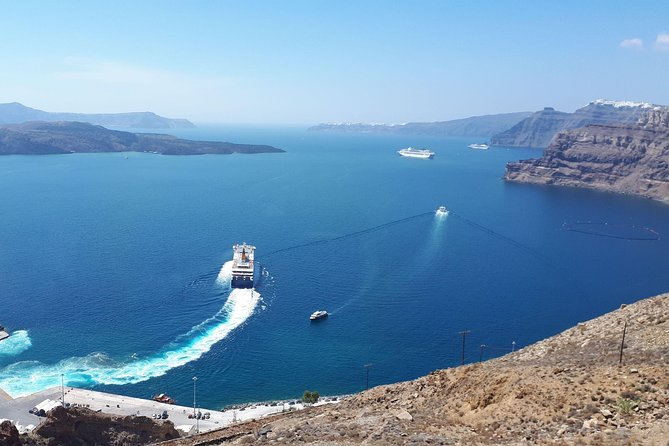 Amazing sightseeing in Santorini - Megalochori Traditional Village: Architecture You Can Actually Walk Through