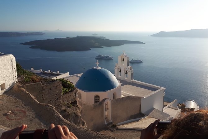 Amazing sightseeing in Santorini - Real-World Guide Help: Eleni, Christos, and Makis