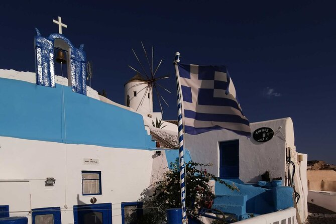 Authentic Santorini: A Self-Guided Audio Tour of Oia - Stop by the Naval Maritime Museum and get Oia’s sea context