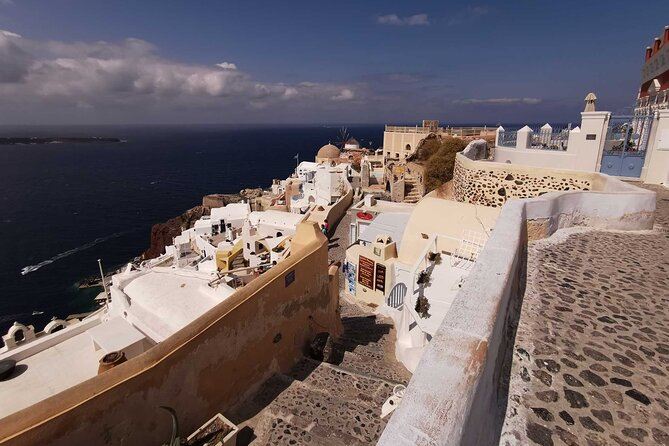 Authentic Santorini: A Self-Guided Audio Tour of Oia - Picture-postcard views, plus ancient and recent-history storytelling