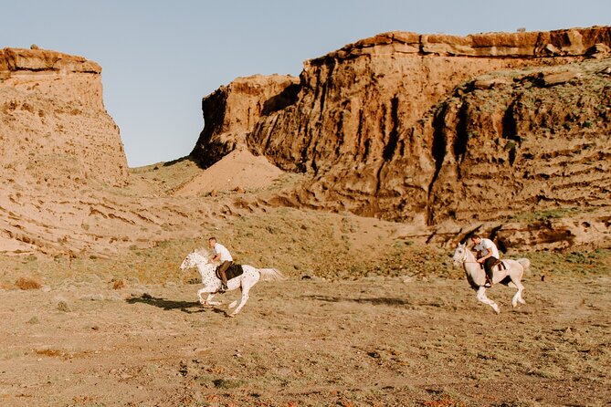 Beach Gallop - Horse Riding Safari for Experienced Riders - After the beach: climbing through canyons and ravines