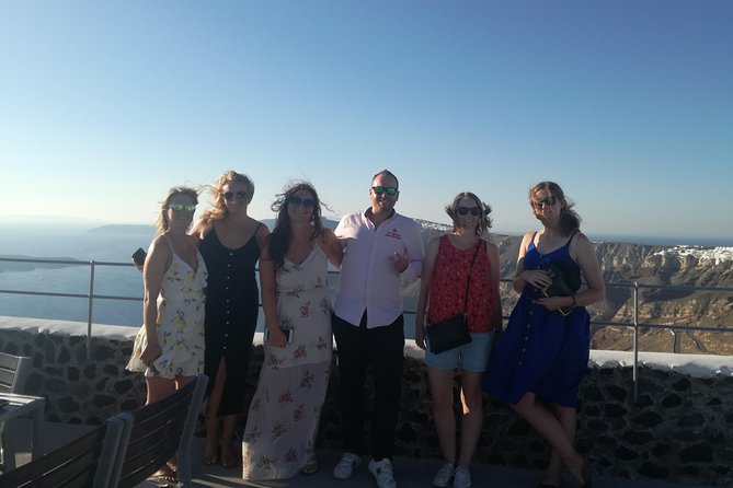 Best of Santorini: 3-hour Private Tour with a Local Guide - Entering the Santorini rhythm (and why 3 hours is the right size)