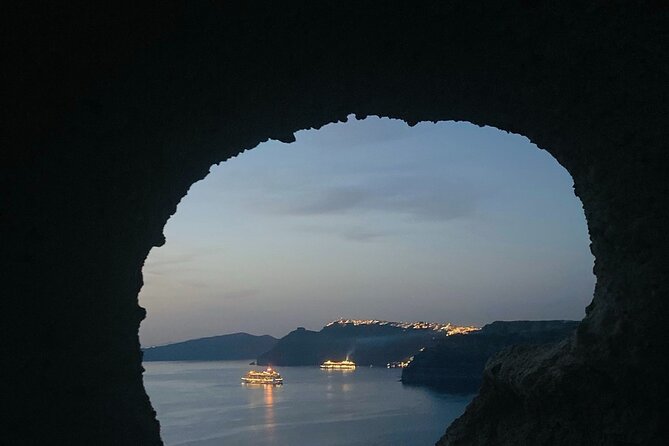 Best of Santorini in 4 Hours – Private Local Experience - Private pickup that actually makes Santorini easier