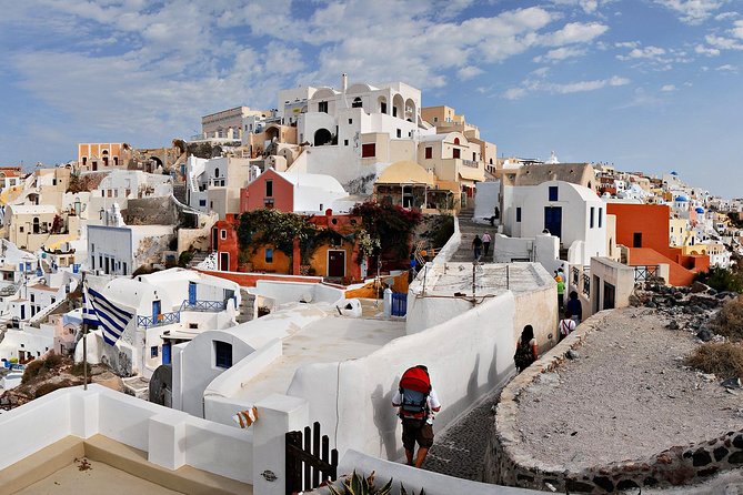 Blue Dome and Oia Sunset Small Group Transfer - Small-group transfer value: what you gain with a max of 16