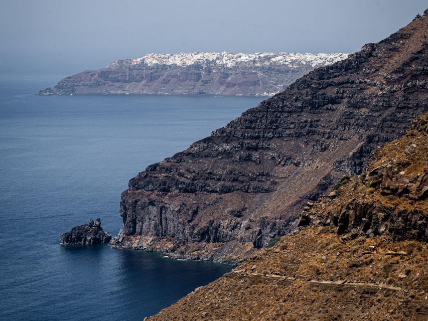 Crete: Santorini 1 Day Cruise - The Guide Factor: English Support and the Difference It Makes