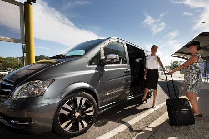 Departure Transfer To Santorini Airport - Fira Pickup Details: where you stand and what happens with luggage