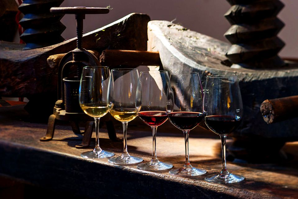Discover Santorini: Prehistoric Akrotiri & Winery Tour - Key points worth clocking before you go