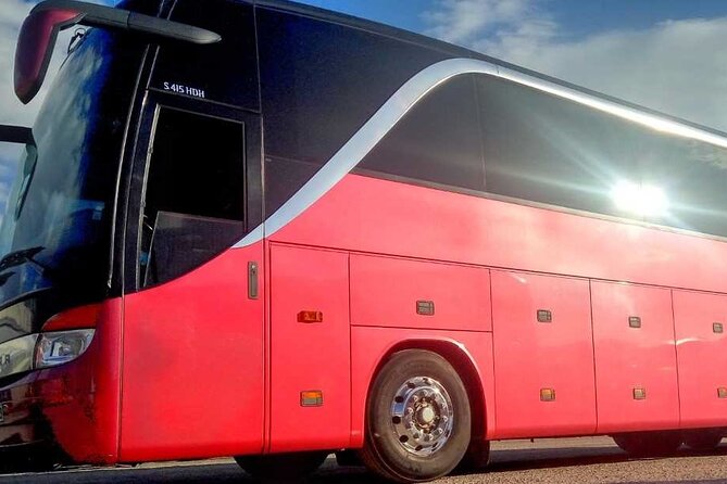 Economy Roundtrip Transfer Santorini Airport ( Max 4 stop ) - How the Santorini airport meetup actually feels