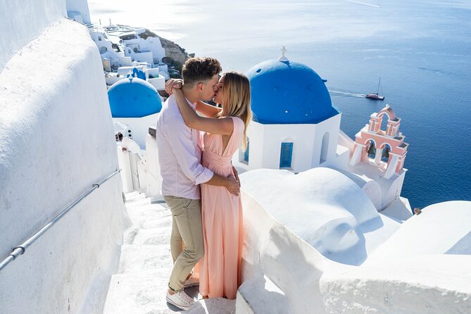Exclusive Photo Session - 1hour - Why a private Oia photo session is worth your time