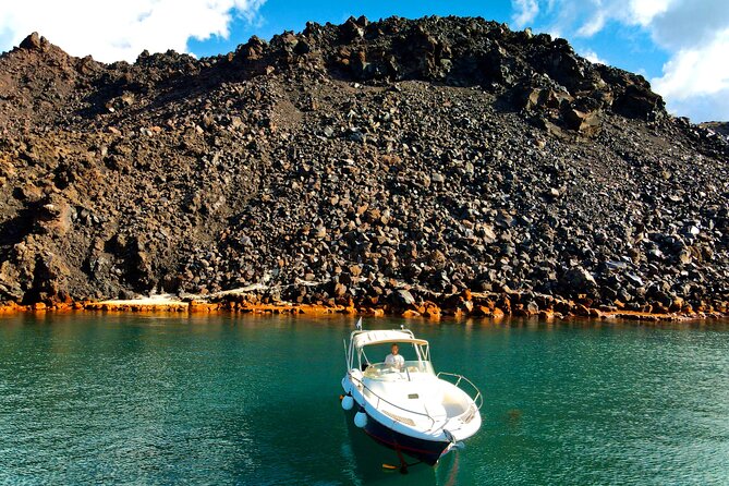 Explore Santorini and its volcanic wonders with Alex Private Boat - Price and value: $600.73 for up to 6 is the real math