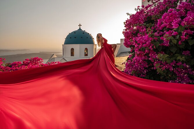 Flying Dress Express - Imerovigli or Oia: how to choose your backdrop