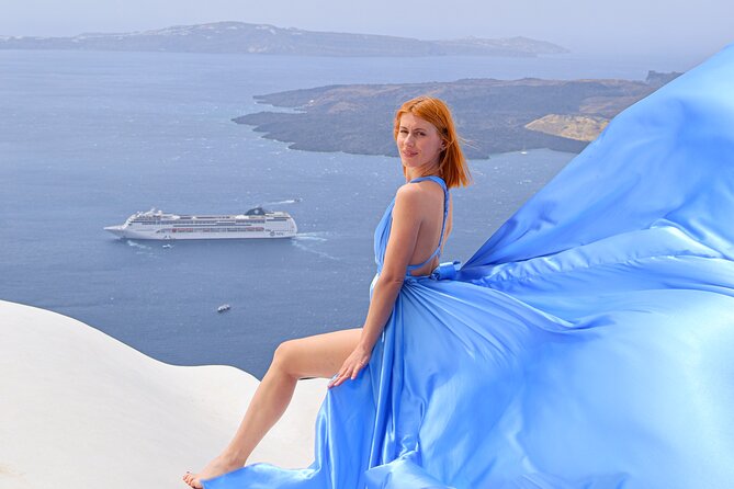 Flying Dress Photoshoot Experience in Santorini with pick up - Key highlights before you go