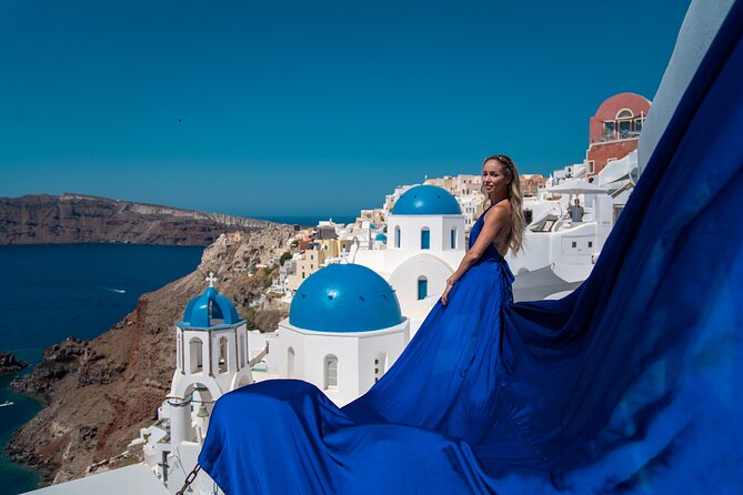 Flying Dress Photoshoot in Oia Private entry to Blue Dome - Timing, weather, and what to do if conditions change