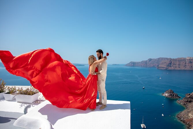 Flying Dress Photoshooting Santorini - First meeting in Oia: where the shoot starts
