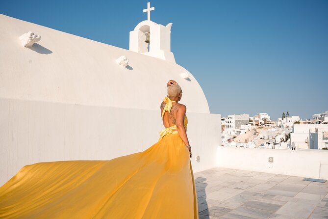Flying Dress Private Photoshoot Santorini - Where you’ll shoot: Oia marble lanes and Blue Domes viewpoints