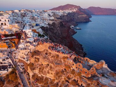 From Fira: Santorini Highlights Minibus Tour with Oia Sunset - Profitis Ilias Monastery: The Highest-Point Chapel Photo Stop