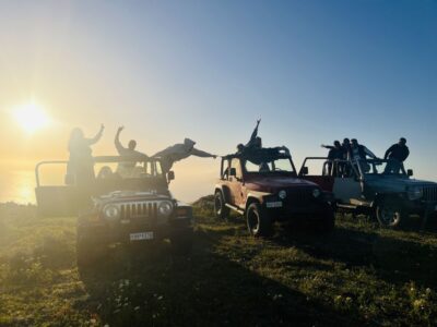 From Fira: Santorini Wrangler Jeep Convoy Tour & Villages - From Fira pickup to a quick Pyrgos orientation behind the wheel