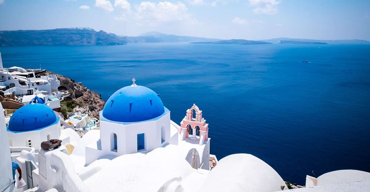 From Heraklion: Guided Day Trip To Santorini Island - Oia: The Iconic Streets and the Crowd Reality Check