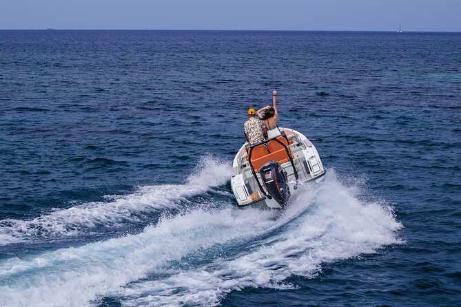 Full Day Rental in Santorini with Saxdor Luxury Boat - Value and pricing: $578.80 per group for up to 5