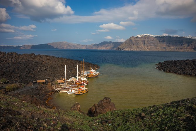 Full Day Santorini Caldera Cruise - Boat Time: Views, Shade, and Dealing With Wind