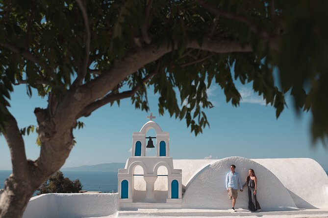 Hire Photographer, Professional Photo Shoot - Santorini - Transportation and Crowds: The Two Things You Must Budget For