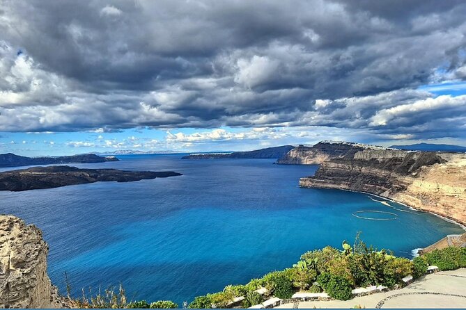Luxury Full Day Private Sightseeing Tour in Santorini - Should you book this private Santorini day tour?