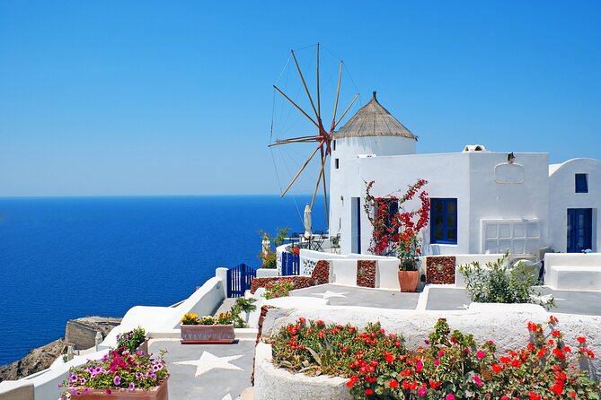 Majestic Santorini: Shore Adventure for the First-Time Cruisers - Getting there: the cable car bottleneck you should plan for