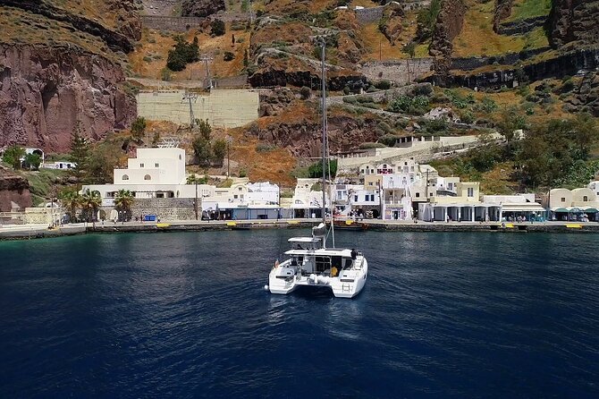 Morning Caldera Cruise with BBQ Meal and Drinks - Volcano and hot springs: how the day is organized at sea