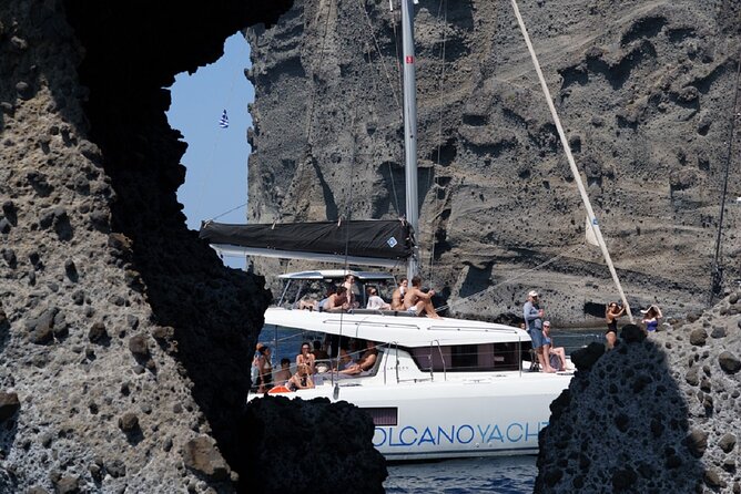 Morning Caldera Cruise with BBQ Meal and Drinks - Swimming stops and snorkeling gear you can use immediately