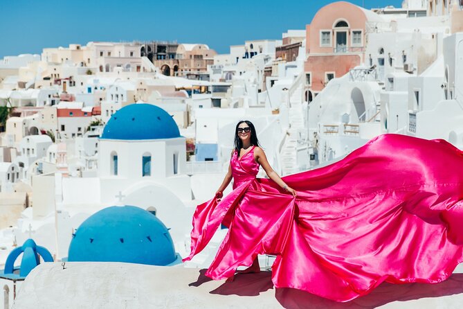 Photoshoot in Flying Dresses in Santorini - The Portable Changing Room: Why It Matters More Than You Think