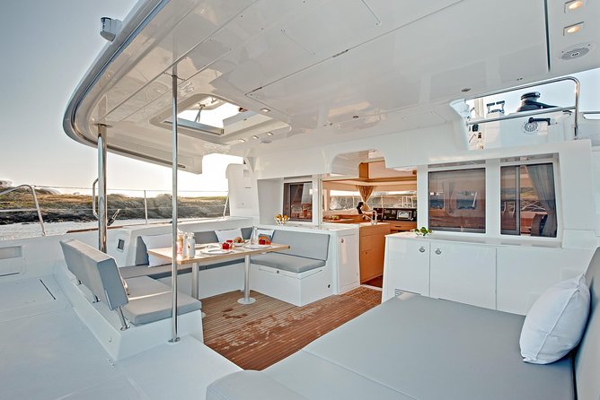 Premium Santorini Private Day Tour Elba 45, BBQ, drinks, transfer - Vlychada Port Return: Rinse Off and Keep the Day Moving