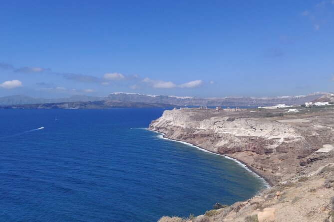 Private 6 hour guided tour in Santorini !!! - Who this private Oia tour suits best