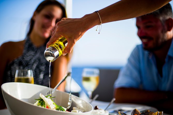 Private Beautiful Day or Romantic Sunset Cruise with Meal and Drinks - The crew makes or breaks a private cruise