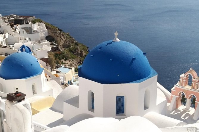 Private Classic Santorini Panorama: Visit the most popular destinations! - Red Beach: Volcanic Color and Wild Rock Shapes
