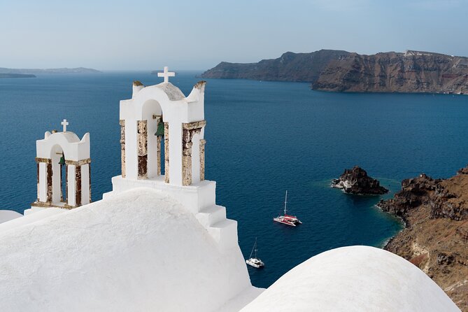 Private Classic Santorini Panorama: Visit the most popular destinations! - Perissa Black Sand Beach: Your Best Chance to Slow Down