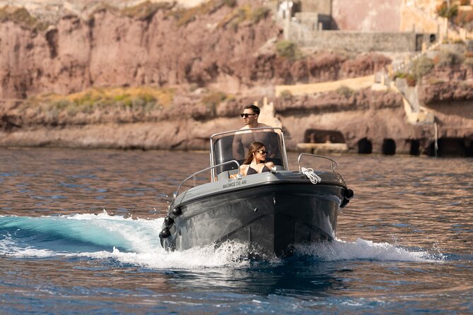 Private Cruise Luxury Self Drive Boat - Explore the best spots - The likely flow: from Vlichada to volcano, Thirasia, and Aspronisi
