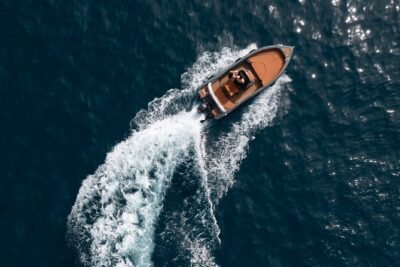 Private Cruise Luxury Self Drive Boat - Explore the best spots - Captain-for-a-day: what the 30-minute briefing really changes